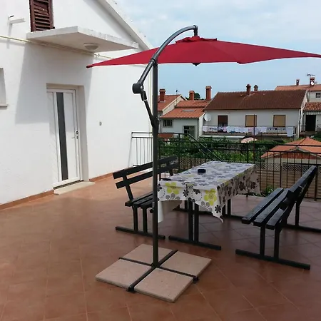 Apartment Grosse In Mit Grossem Pool